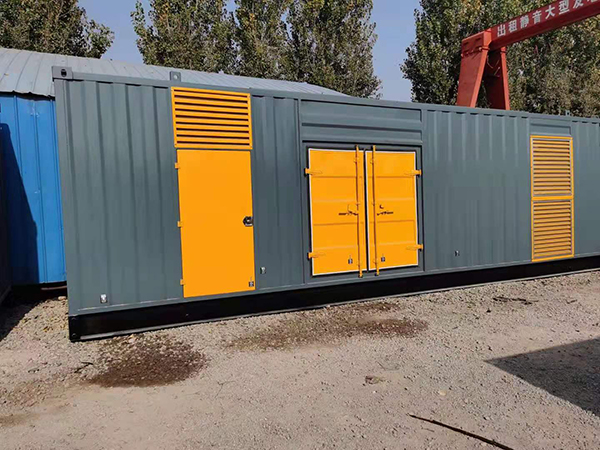 岳阳300kw 柴油发电机组用多大的空气开关？