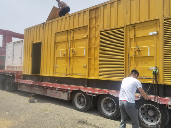 岳阳发电机出租100KW发电机需要什么规格的电缆线?