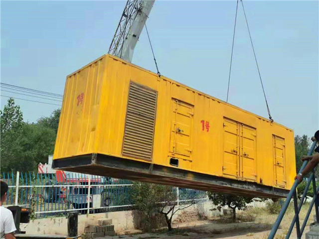 岳阳300KW柴油发电机组油耗是多少?